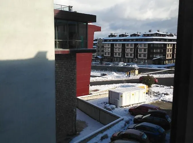 Royal Towers - 536 Apartment *